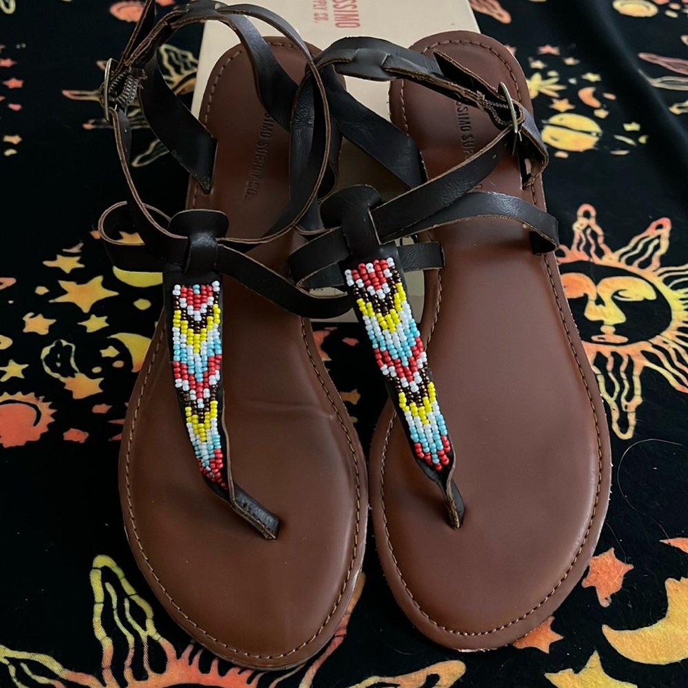 EUC dark brown Strappy sandal with beading. Size 8. Mossimo